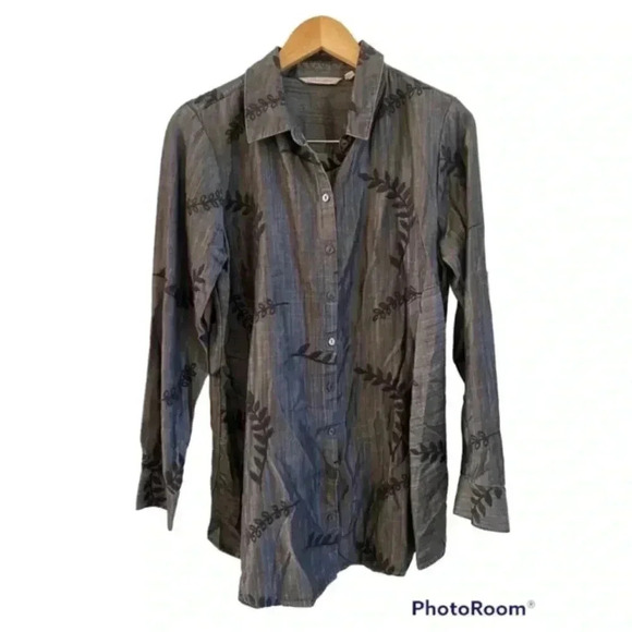 Soft Surroundings Tops - Soft Surroundings Womens Chambray Button Down Top